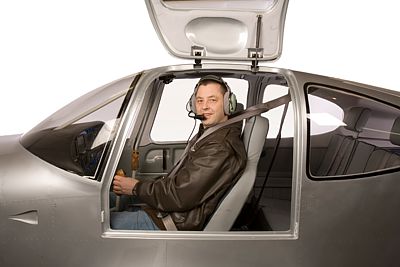 https://www.oregonaero.com/images/Oregon-Aero-High-G-Seating-RV-10.jpg